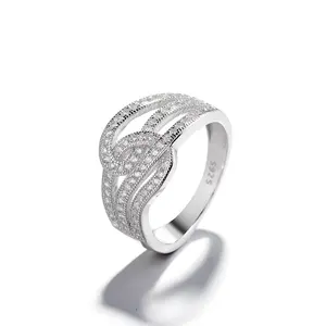美丽的珠宝925纯银缠绕戒指