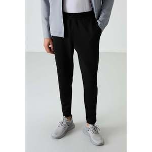 Ensemble de survêtement en tissu scuba gris et noir pour homme Air Jones - Vêtements de sport confortables, ensemble de jogging avec modèle 85199 - Product Image 4