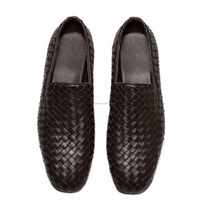Zapatillas de Vestir Unisex de Cuero Genuino 100% Intreccia Sunday, Talla Grande 47, para Hombre y Mujer, Estilo Slip-on, Zapatos de Boda, Mocasines de Cuero Marrón - Product Image 1
