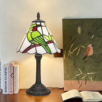   Lampe de table en verre teinté Style Green Bird, 8 pouces, lumière d'appoint vintage artisanale pour salon, chambre à coucher ou table de chevet