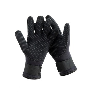 Gants de plongée professionnels en apnée en néoprène avec paume en caoutchouc texturé - Product Image 1