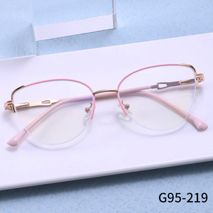 Armação de Óculos de Metal Fashion, Design Colorido, Estilo Gato, Personalização de Óculos Multicoloridos e Atacado - Product Image 3