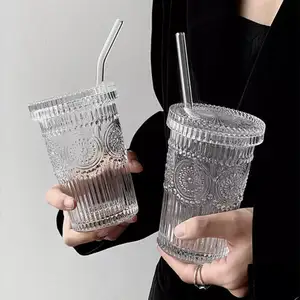 Atacado Minimalista Estilo Nórdico Em Relevo Garrafas De Suco De Vidro Copo De Café Copo De Vidro Gelado Com Tampa De Vidro E Palha Copo Claro