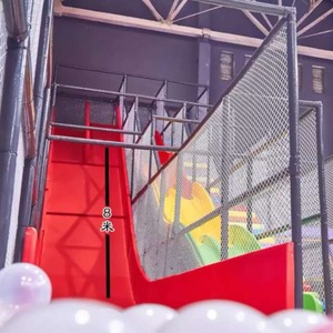 Tanque de espuma de último diseño, parque de trampolín tobogán de gran tamaño, equipo de gran altitud, juegos suaves emocionantes e interesantes - Product Image 5