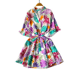 Robe d'été décontractée pour femme, style européen et américain, imprimée, col en V, silhouette crayon, manches 3/4 à volants, taille nouée, style <span class=keywords><strong>mature</strong></span> et affirmé - Product Image 5