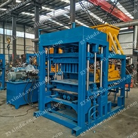 Machine de fabrication de blocs de ciment hydrauliques intelligents contrôlée par PLC, moteur commercial pour la production de blocs creux pour la construction