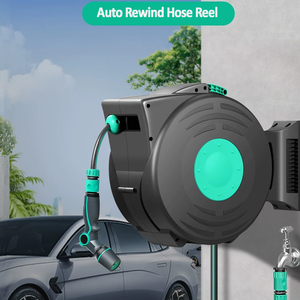 Enrouleur de tuyau mural automatique tout-en-un, design compact, buse d'arrosage flexible incluse pour une irrigation efficace - Product Image 1