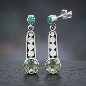 Pendientes de Plata de Ley 925 Hechos a Mano con Alejandrita de Corte Gota que Cambia de Color, Regalo de Compromiso y Boda para Fiesta, Certificados por Terceros - Product Image 2