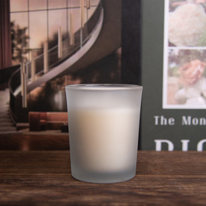 Minimalist Glass Scented Candle Cylinder Shape Handmade <b>Soybean</b> Wax Home Decoration - Product Image 1