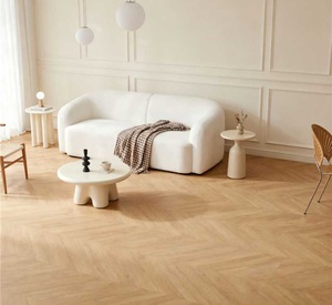 Günstiger SPC-Bodenbelag zur Selbstverlegung im Großhandel | Wasserfester <span class=keywords><strong>PVC</strong></span>-Vinylboden in Holzoptik für Schlafzimmer, Küche, Schule, Wohnzimmer & Fitnessstudio - Product Image 2