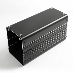 Boîtier électronique en aluminium extrudé anodisé noir de précision sur mesure, dissipateur thermique, vente en gros d'usine OEM - Product Image 1