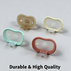 Vente en gros d'usine, sucette orthodontique en silicone pour bébé, personnalisée, de qualité alimentaire, sans BPA, imprimée avec des dessins animés, pour nourrissons de 0 à 12 mois - Product Image 4