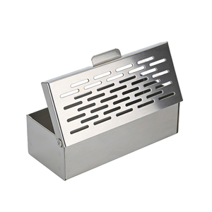 Caja Ahumadora Pinnovo para Parrilla de Carbón - Acero Inoxidable, Fácil de Limpiar, Accesorio Universal para Ahumar y Cocinar al Aire Libre - Product Image 1