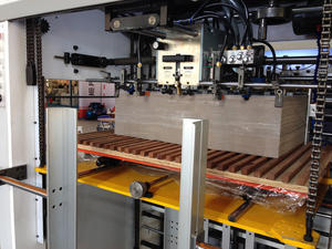 AEM-1900 Full Automatic busta ad alta velocità craft buddy carton printing slotting big shot fustellatrice - Product Image 2