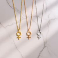 Collier symbole féminin en acier inoxydable plaqué or 18 carats Collier Vénus en cadeau pour elle