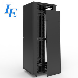 Gabinete de pie para centro de datos LE NB 42U con puerta frontal de vidrio templado - Product Image 1