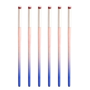 Ensemble de pinceaux à ongles en <span class=keywords><strong>bois</strong></span> avec logo personnalisé, outils de manucure et de beauté des ongles, pinceau pour nail art dégradé ombré - Product Image 1
