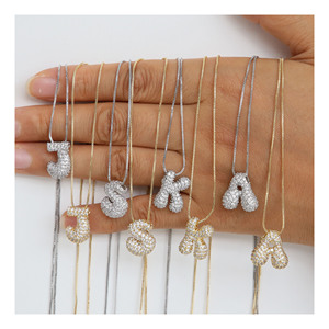 Trendige Initialen-Anhänger-Halskette für Damen und Herren, Zierliche Pave-Bubble DIY-Namenskette mit Gliederkette aus Messing und Zirkonia für Partys - Product Image 1