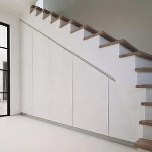 Mueble de Almacenamiento Multifuncional para Escaleras, Almacenamiento Oculto para Ropa y Artículos Generales, Diseño Integrado - Product Image 1