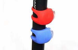 Phares LED multifonctionnels étanches IP66 blanc/rouge, accessoires <span class=keywords><strong>de</strong></span> canne, voyants d'avertissement avec batterie 2xCR2032 pour <span class=keywords><strong>béquilles</strong></span> - Product Image 2