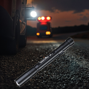 Kính thiên văn zoom Clip USB có thể sạc lại 18650 Hợp kim nhôm không thấm nước LED bút ánh sáng cắm trại khẩn cấp sử dụng đa chức năng - Product Image 1