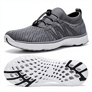 <span class=keywords><strong>Scarpe</strong></span> da <span class=keywords><strong>Acqua</strong></span> da Uomo con Tomaia in Rete, Intersuola in EVA e Suola in Gomma per Asciugatura Rapida, Traspiranti e Confortevoli, per Avventure, Spiaggia e Nuoto, Grigio Scuro 9 <span class=keywords><strong>D</strong></span>(M) - Product Image 3
