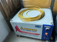 IPG Photonics 3KW 3000W d'occasion YLS-3000 source laser CW originale de puissance suffisante pour machine de découpe laser à fibre