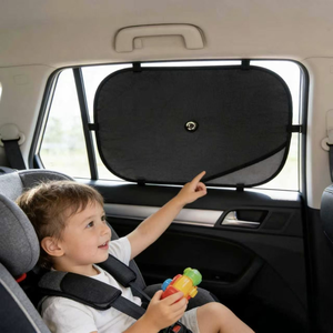 Autoway Protect Kids Pet Sheaths Isolation anti-UV en feuille d'aluminium avec ventouse, pliable, en nylon, pour fenêtre latérale 44x36cm Noir - Product Image 3