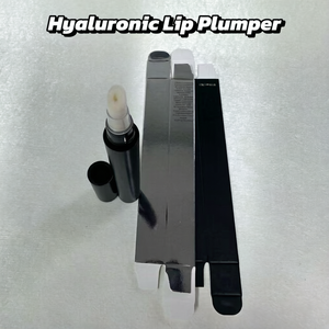 Voluminizador de Labios Vegano con Ácido Hialurónico, Fórmula Líquida de Aplicación Suave, Acción Rápida, Hidratación Duradera, Cuidado de las Líneas de los Labios - Product Image 1