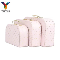 Valise pour enfants avec poignée, emballage en papier à pois dorés, boîte cadeau
