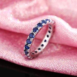 Anello Eternity A021 in Moissanite, Argento 925, Taglio Brillante Rotondo, Montatura a Pavé, Unisex per Uso Quotidiano - Product Image 2