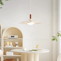 Eiserne Hängelampe im Französischen Creme-Stil für Restaurants, Einfache Esstisch- und Barbeleuchtung, LED-Acryl-Walnuss-Deckenleuchte für Schlafzimmer