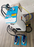 QK-9N Vente chaude Générateur de vapeur industriel 4KW pour repassage, avec deux fers électriques, moteur principal, remplissage automatique d'eau, 220V/110V