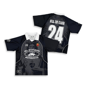 Футбольная форма на заказ с термотрансферной печатью, фоновым узором, вышивкой, ретро-дизайном, услугой OEM и автоматической обработкой кроя - Product Image 1