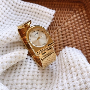 Ben-Uhr im europäischen und amerikanischen Stil, Damenmode, Retro, breite Version, Armband, Quarz, High-End-Nische - Product Image 4
