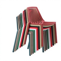 Chaise de bistrot en plastique empilable pour restaurant, moderne, en résine PP, prix d'usine en gros, pas cher