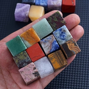 Venta al por Mayor de Piedras Curativas de Cristal Natural Talladas en Cubo, Estilo Bohemio, Multimaterial, para Decoración del Hogar y Regalos - Product Image 2