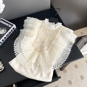 부티크 도매 2025 여름 새로운 유행 프랑스 네일 구슬 프릴 가장자리 접합 민소매 여자의 셔츠 - Product Image 2