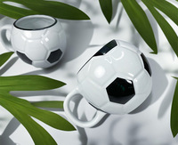 Mug à café en céramique créatif en forme de ballon de football, 450 ml, résistant au micro-ondes et au lave-vaisselle, emballage cadeau pour usage au bureau