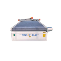 Machines automatiques de découpe de couteaux tangentiels oscillants CNC pour le cuir Eva Foam Fabric-Core PLC Motor Feeding Table