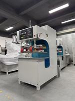 Machine de soudage automatique haute fréquence de type C pour le soudage de bâches en PVC, de tissus imperméables et de tentes