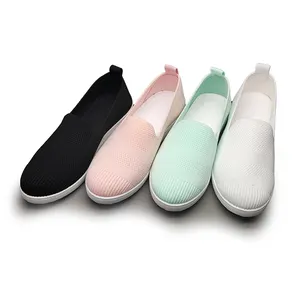 Wenzhou Factory punta tonda Slip On Walking Style Sneakers scarpe Fly Slip On Knit Mesh Walking Style Shoes