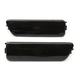 Luz de posición lateral negra (par) para Volkswagen Golf Jetta Mk4 99-2005, material ABS, repuesto de iluminación exterior para automóvil - Product Image 3