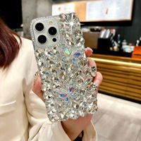 Coque de téléphone TPU de luxe scintillante avec diamants et papillons, antichoc, anti-traces de doigts, tendance, avec strass pour iPhone 11 12 13 14 15 16 Pro Max