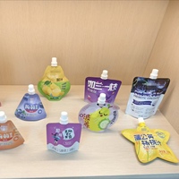 Mini sac en plastique avec bec verseur de 10 ml, impression de logo personnalisée, sac debout pour crème solaire, huile, liquide, eau, gel douche, cosmétiques