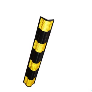 แผ่นยางกันกระแทกมุมรูปตัว L สะท้อนแสง สำหรับเสาจอดรถและผนังโรงรถ - Product Image 1