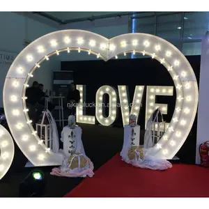 Unique Heart Metal Frame With Lamp Bulb Wedding Arch White Wedding Frame Stand With Light With High Quality For Events And Party