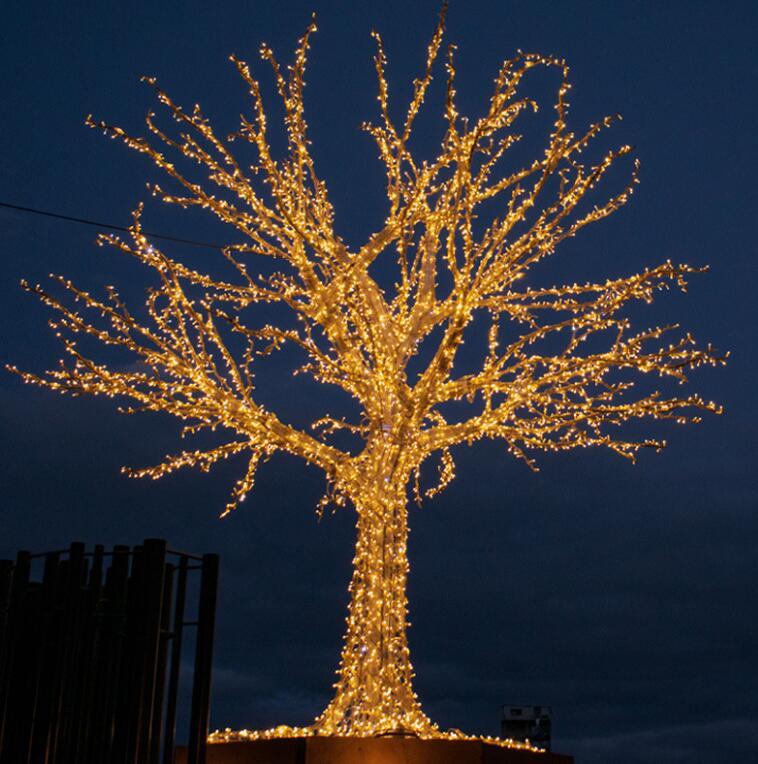Weihnachtlicher LED Lichterbaum mit 500 Lichtern, IP44, batteriebetrieben