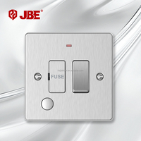 Unité de connexion à interrupteur FUSED de norme britannique, prise flexible LED en acier inoxydable, indice de protection IP20, style moderne et luxueux pour la maison