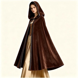 Cape à capuche en velours rouge personnalisée, cape <span class=keywords><strong>de</strong></span> cosplay <span class=keywords><strong>de</strong></span> sorcier médiéval et <span class=keywords><strong>de</strong></span> <span class=keywords><strong>petit</strong></span> <span class=keywords><strong>chaperon</strong></span> rouge pour Halloween - Product Image 5
